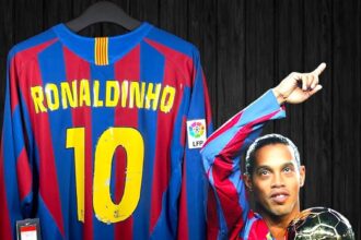 Ronaldinho barcelona jersey